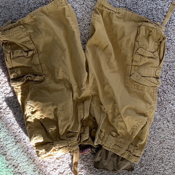 Shorts - Picture 1 of 2